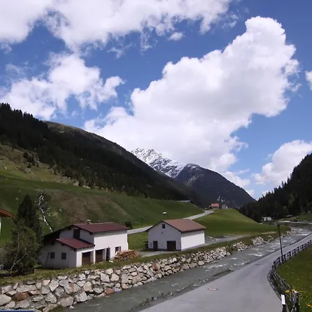 Landhaus Tschafein * Galtuer